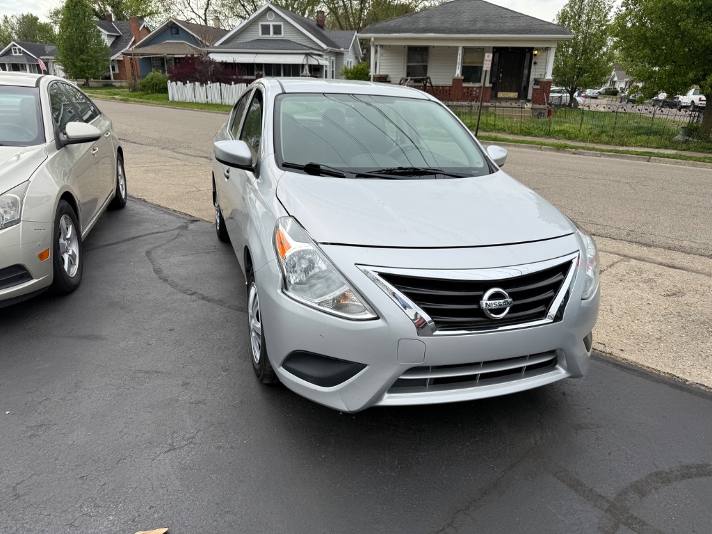 2017 Nissan Versa Sedan