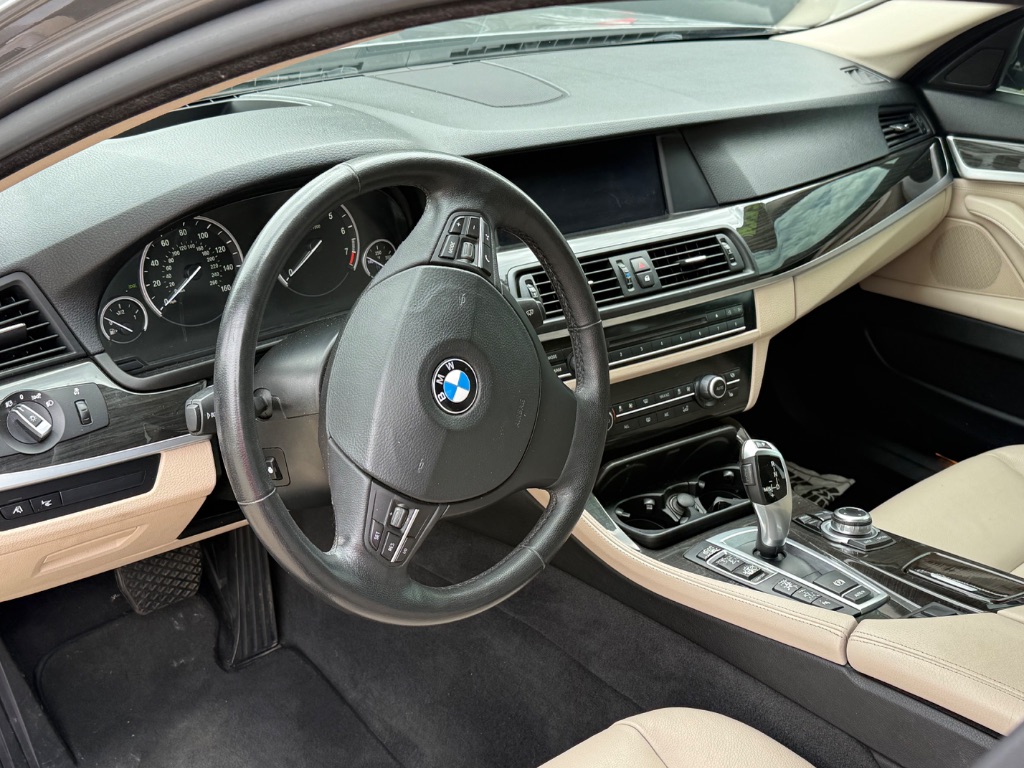 2013 BMW 5 Series 535i - Photo 8