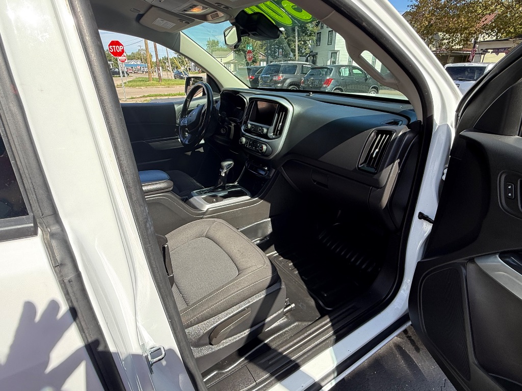 2022 Chevrolet Colorado LT - Photo 14