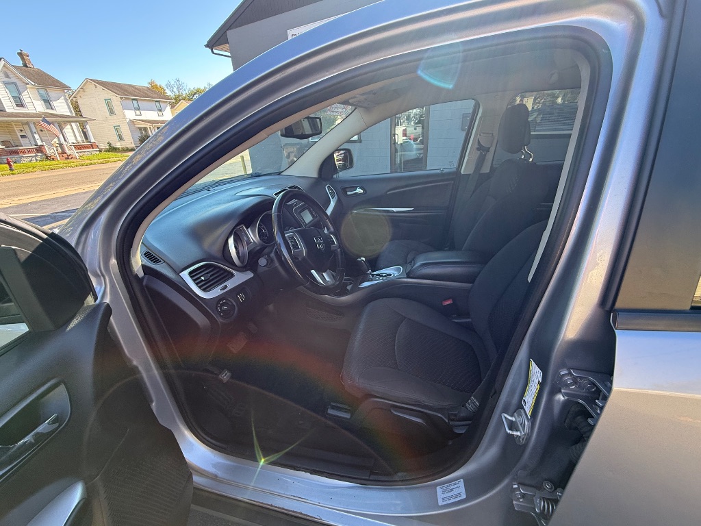 2017 Dodge Journey SE - Photo 9